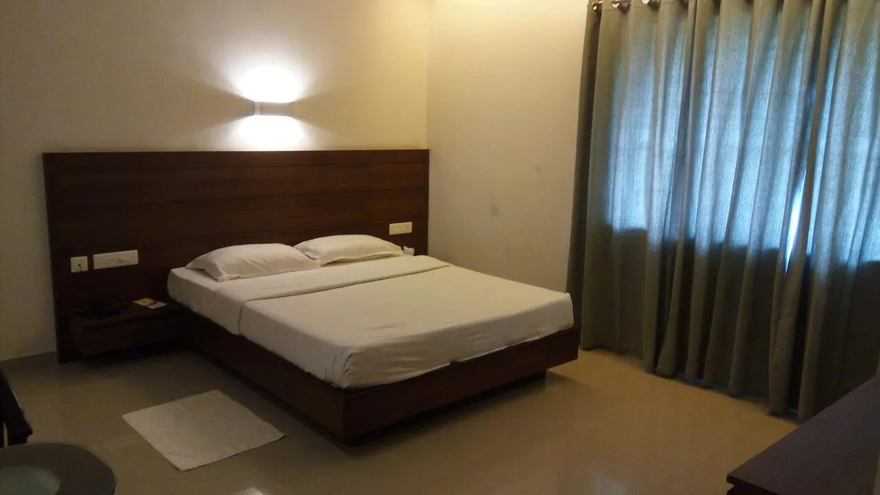 Hotel Nalanda Inn Palakkad