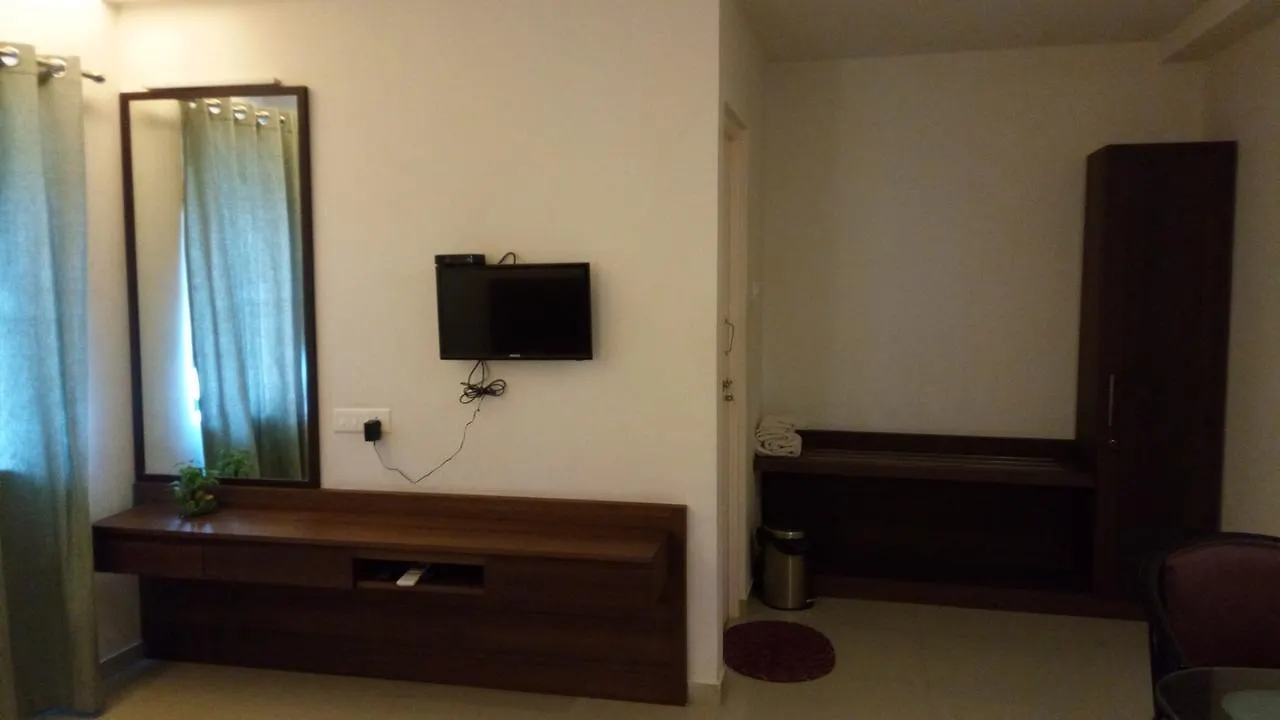 Hotel Nalanda Inn Palakkad